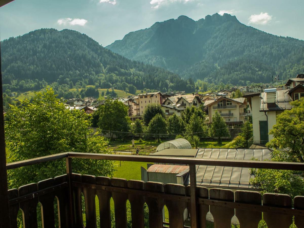 La Finestra Sulle Dolomiti - The Window To The Dolomites Apartment Фиера ди Примиеро Екстериор снимка